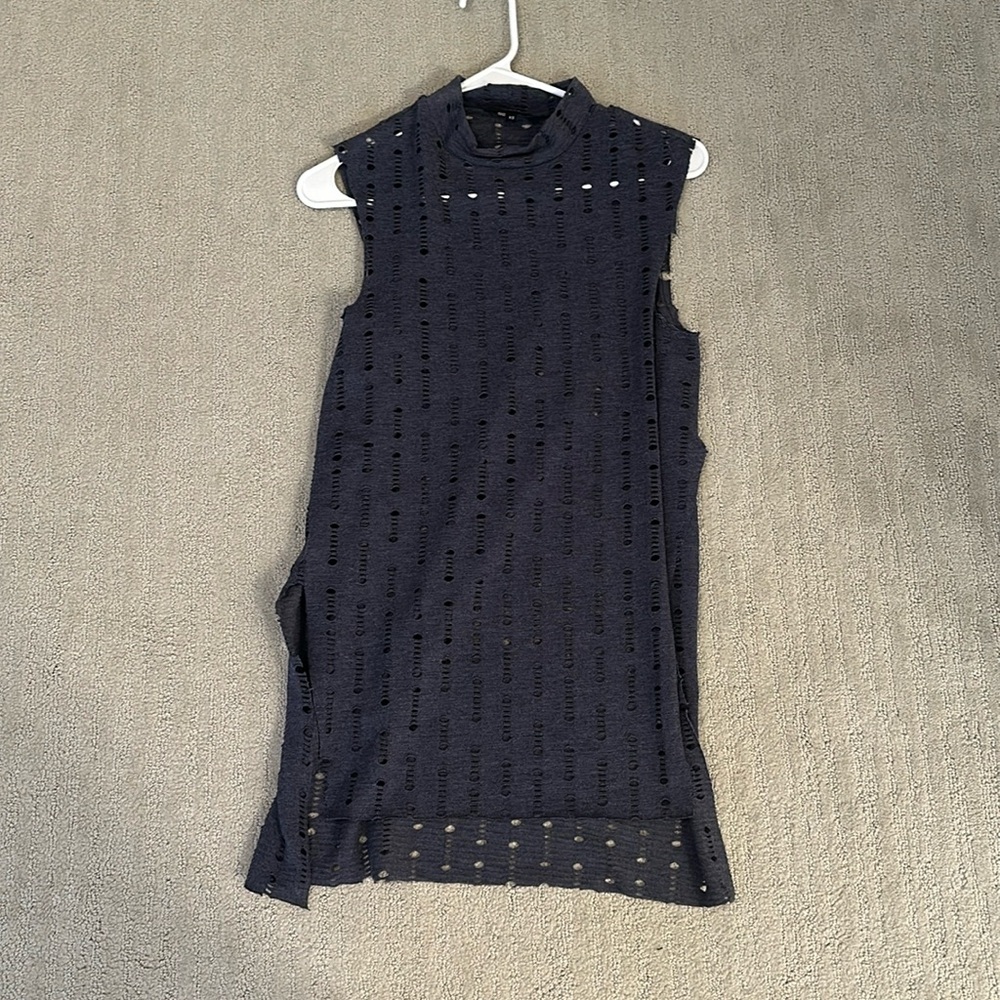 Navy top size XS